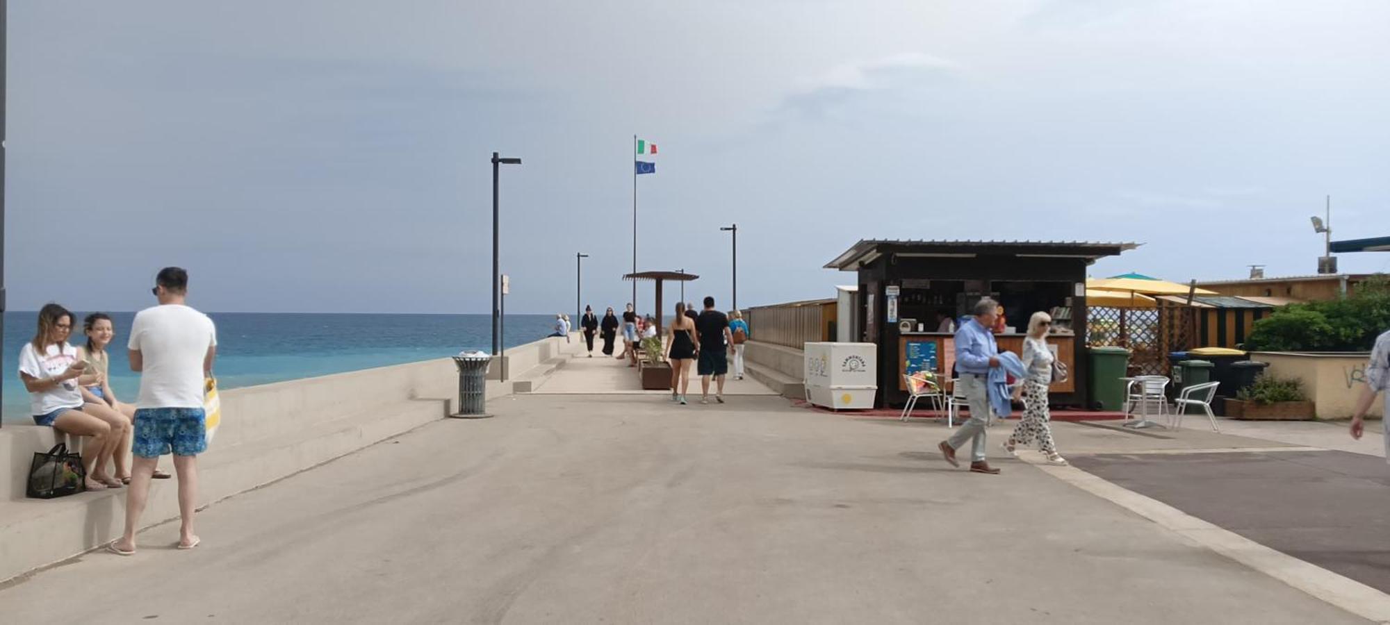 Piccolo Hotel Holiday Center فينالي ليغوري المظهر الخارجي الصورة