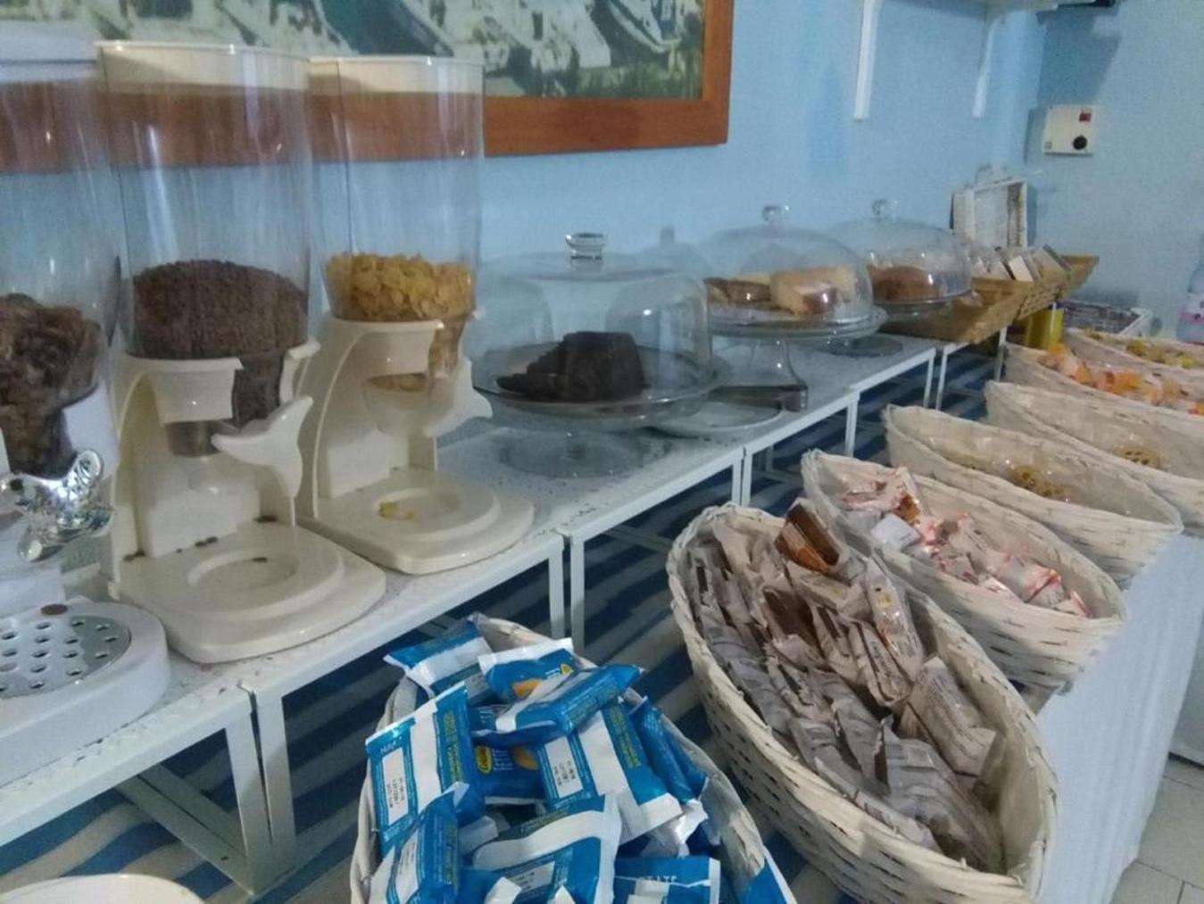 Piccolo Hotel Holiday Center فينالي ليغوري المظهر الخارجي الصورة