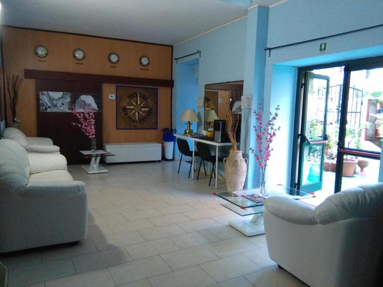 Piccolo Hotel Holiday Center فينالي ليغوري المظهر الخارجي الصورة